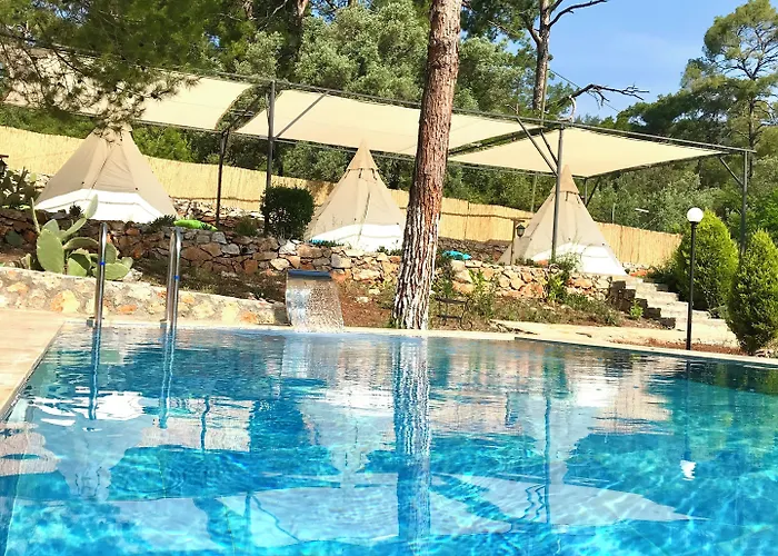 Azmakbasi Hotell Kultak