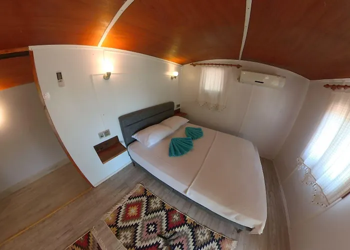 Azmakbasi Hotell Kultak