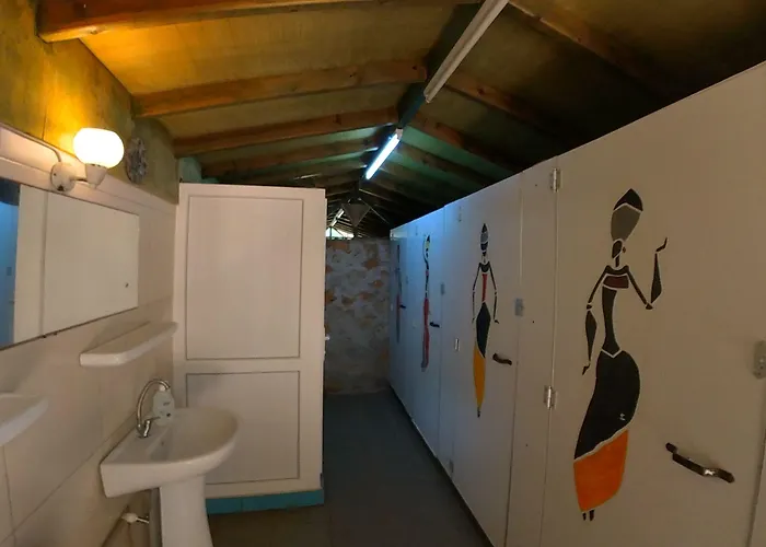 Azmakbasi Hotell Kultak