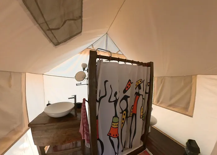 Azmakbasi Hotell Kultak