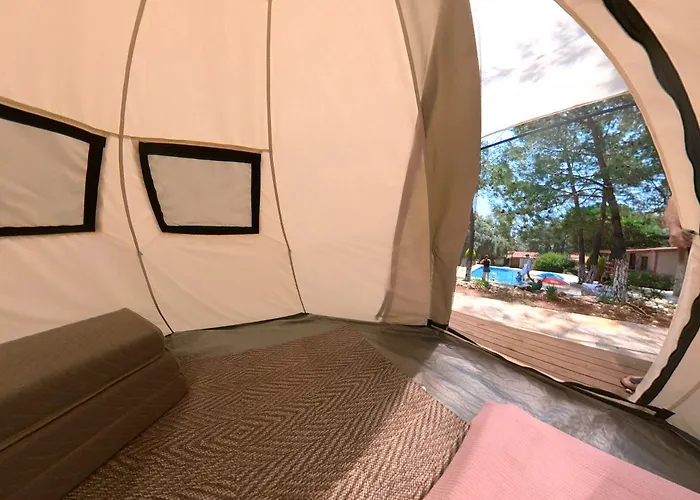 Azmakbasi Hotel Kultak